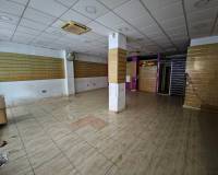 Аренда на длительный срок - Commercial - Torrevieja - Centro
