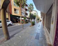 Аренда на длительный срок - Commercial - Torrevieja - Centro