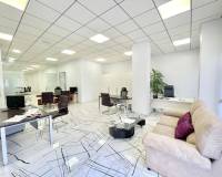 Аренда на длительный срок - Commercial - Torrevieja - Curva del Palangre