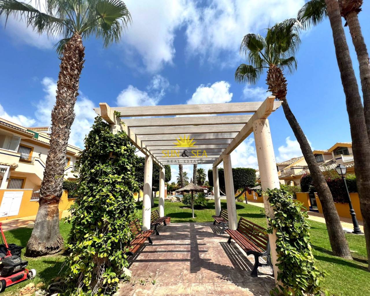 Аренда на длительный срок - Townhouse - Orihuela Costa - Cabo roig - La Zenia