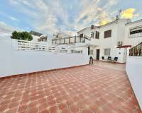 Аренда на длительный срок - Townhouse - Torrevieja - La Siesta - El Salado -  Torreta