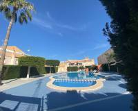Аренда на длительный срок - Townhouse - Torrevieja - Los balcones
