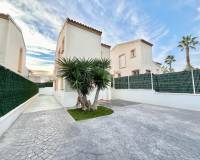 Аренда на длительный срок - Villa - Guardamar del Segura - Guardamar