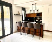 Аренда на длительный срок - Villa - Orihuela Costa - Montezenia