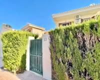 Аренда на длительный срок - Villa - Orihuela Costa