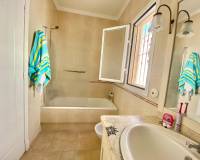 Аренда на длительный срок - Villa - Torrevieja - Aguas nuevas 2