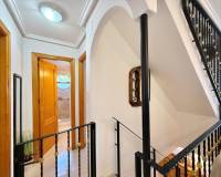 Аренда на длительный срок - Villa - Torrevieja - Centro