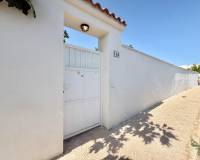 Аренда на длительный срок - Villa - Torrevieja - El Chaparral