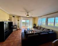 Аренда на длительный срок - Villa - Torrevieja - El Chaparral