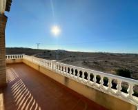 Аренда на длительный срок - Villa - Torrevieja - El Chaparral