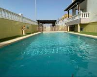 Аренда на длительный срок - Villa - Torrevieja - La Siesta - El Salado -  Torreta