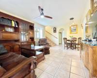 Аренда на длительный срок - Villa - Torrevieja - La siesta