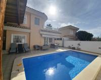 Аренда на длительный срок - Villa - Torrevieja - Los altos