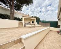 Аренда на длительный срок - Villa - Torrevieja - Los balcones