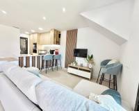 Аренда на длительный срок - Villa - Torrevieja - Los balcones