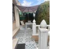 Аренда на длительный срок - Villa - Torrevieja - Los balcones