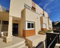 Аренда на длительный срок - Villa - Torrevieja - Los Frutales