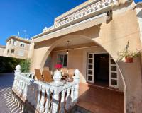 Аренда на длительный срок - Villa - Torrevieja - Nueva Torrevieja