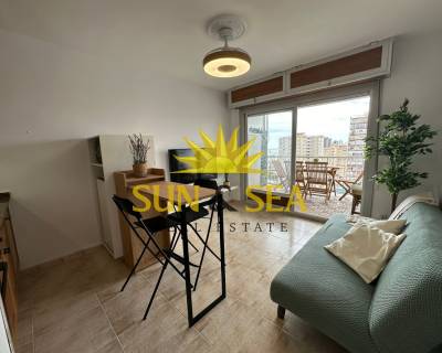 Atico - Alquiler a largo plazo - Alicante - RENT-3073MG