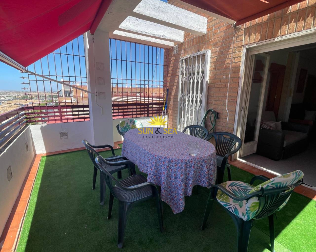 Atico - Alquiler a largo plazo - Torrevieja - El molino