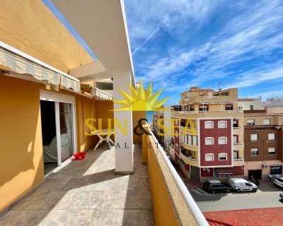Atico - Alquiler a largo plazo - Torrevieja - RENT-2981BSP