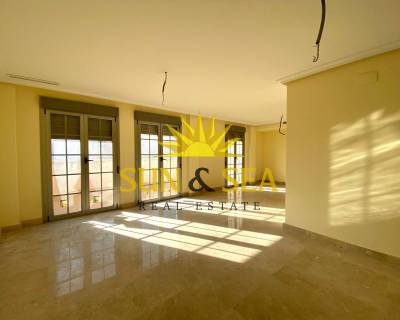 Atico - Alquiler a largo plazo - Torrevieja - RENT-547R