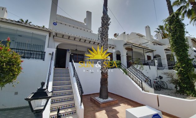 Bungalow - Alquiler a largo plazo - Orihuela Costa - Villamartín
