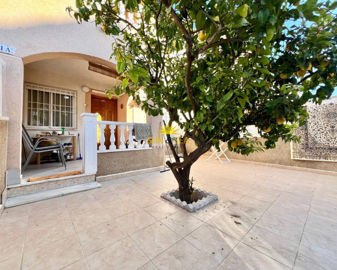 Bungalow - Alquiler a largo plazo - Torrevieja - Los balcones