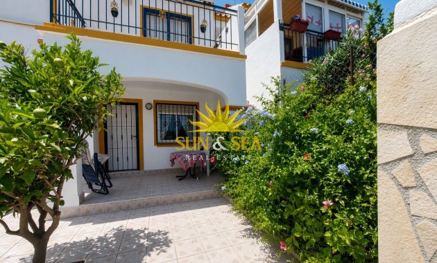 Bungalow - Alquiler a largo plazo - Torrevieja - torrevieja
