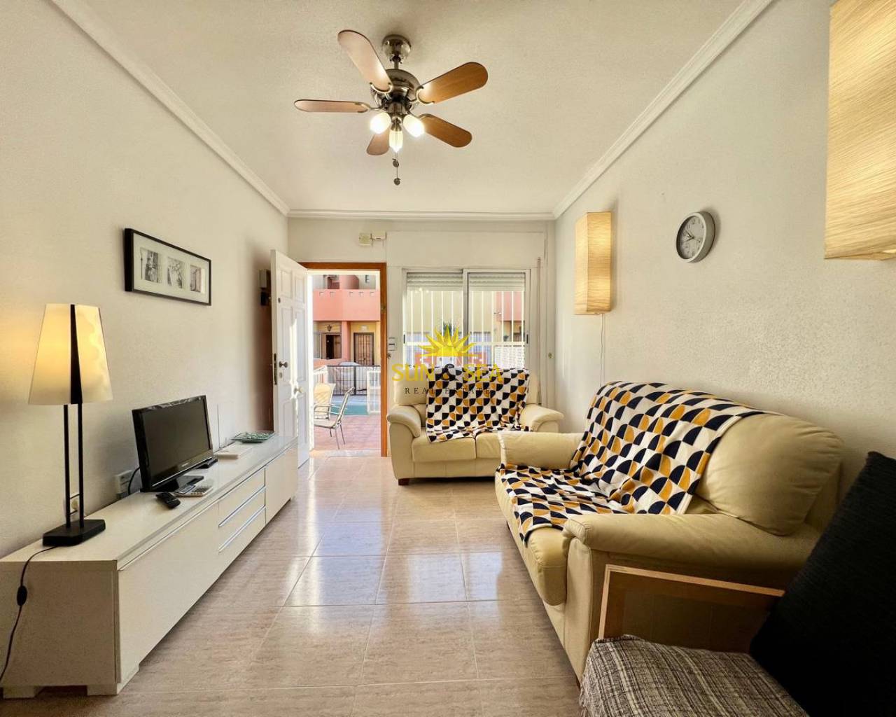 Casa adosada / Duplex - Alquiler a largo plazo - Alicante - Campoamor
