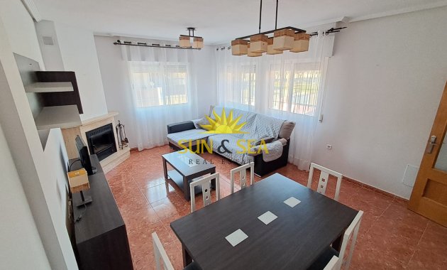 Chalet adosado - Alquiler a largo plazo -  - Cartagena