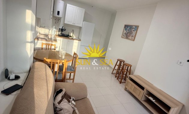 Chalet adosado - Alquiler a largo plazo - Los Alcázares - Los Narejos