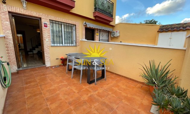 Chalet adosado - Alquiler a largo plazo - San Pedro del Pinatar - San Pedro de Pinatar