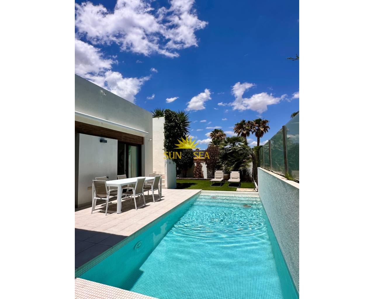 Chalet - Alquiler a largo plazo - Orihuela Costa - Cabo roig - La Zenia