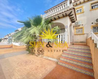 Chalet - Alquiler a largo plazo - Orihuela Costa - RENT-226S