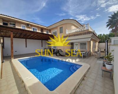 Chalet - Alquiler a largo plazo - Torrevieja - RENT-2151A
