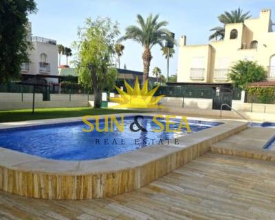 Chalet - Alquiler a largo plazo - Torrevieja - RENT-3207SSP
