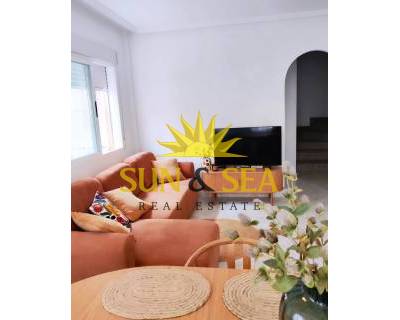 Chalet - Alquiler a largo plazo - Torrevieja - RENT-3222S