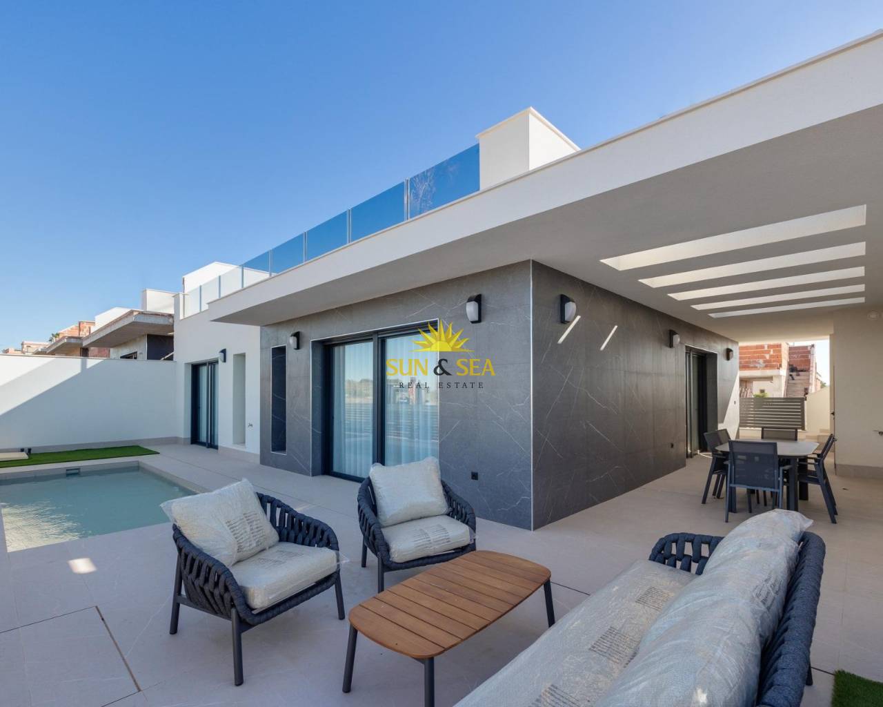 Chalet - Nueva construcción  - Torrevieja - Sector 25