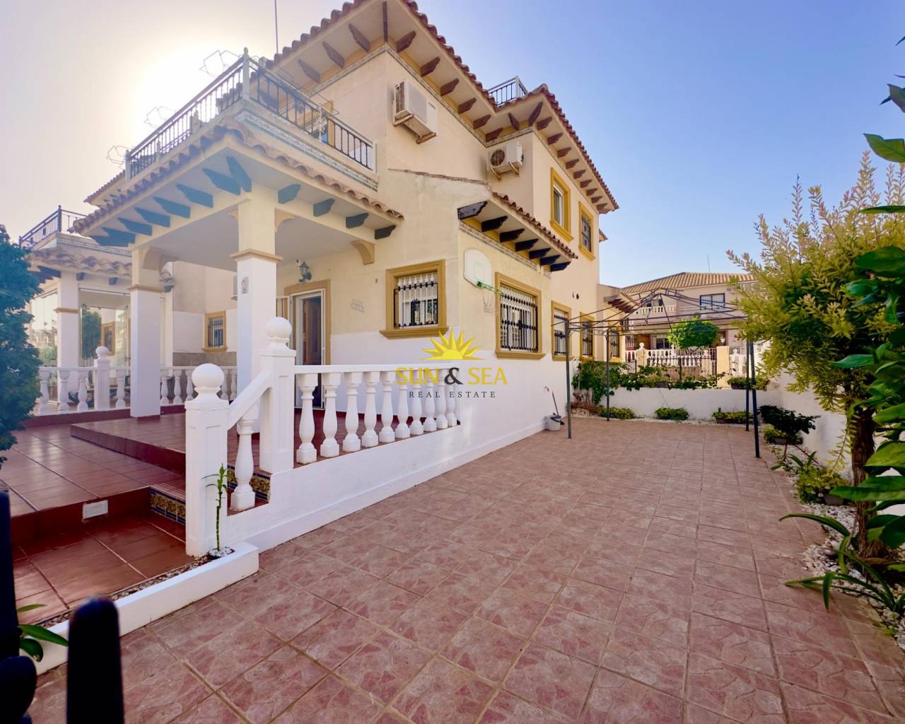 Chalet - Venta - Orihuela Costa - Cabo Roig