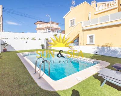Chalet - Venta - San Miguel de Salinas - H-35954