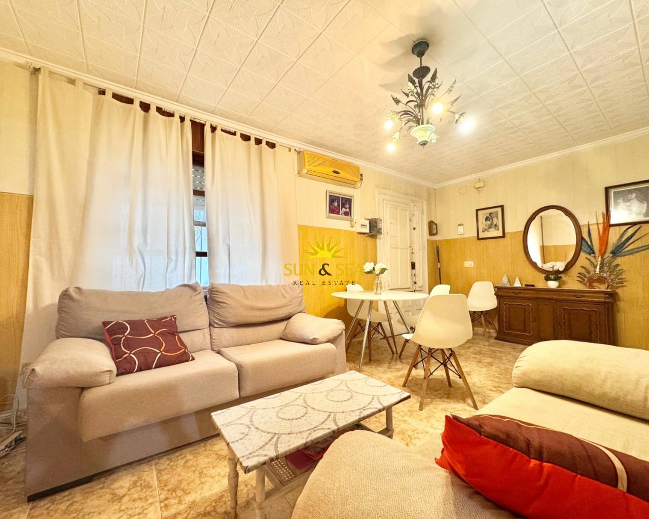 Chalet - Venta - Torrevieja - Centro