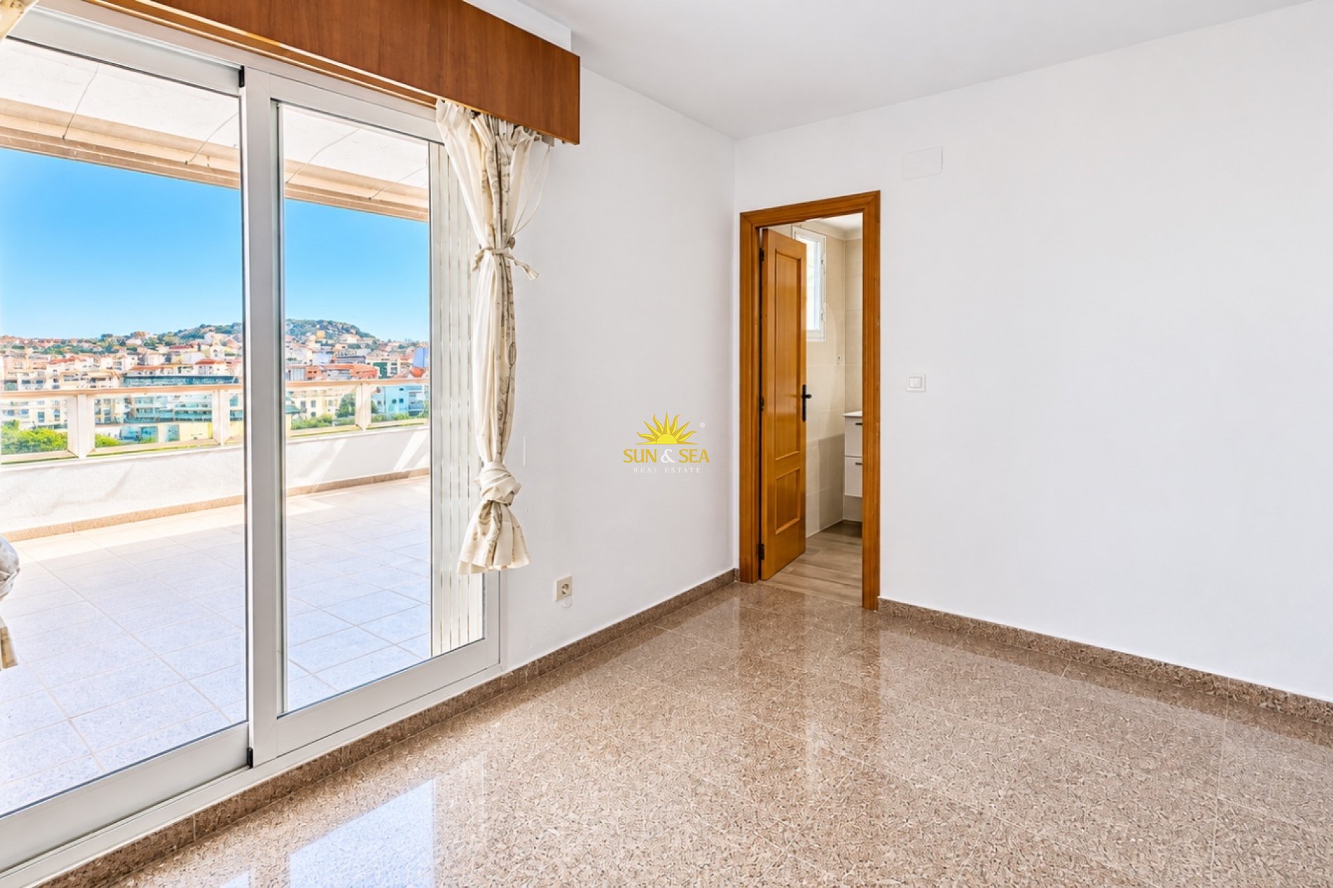 Долгосрочная аренда - Apartment - Alicante (Alacant)