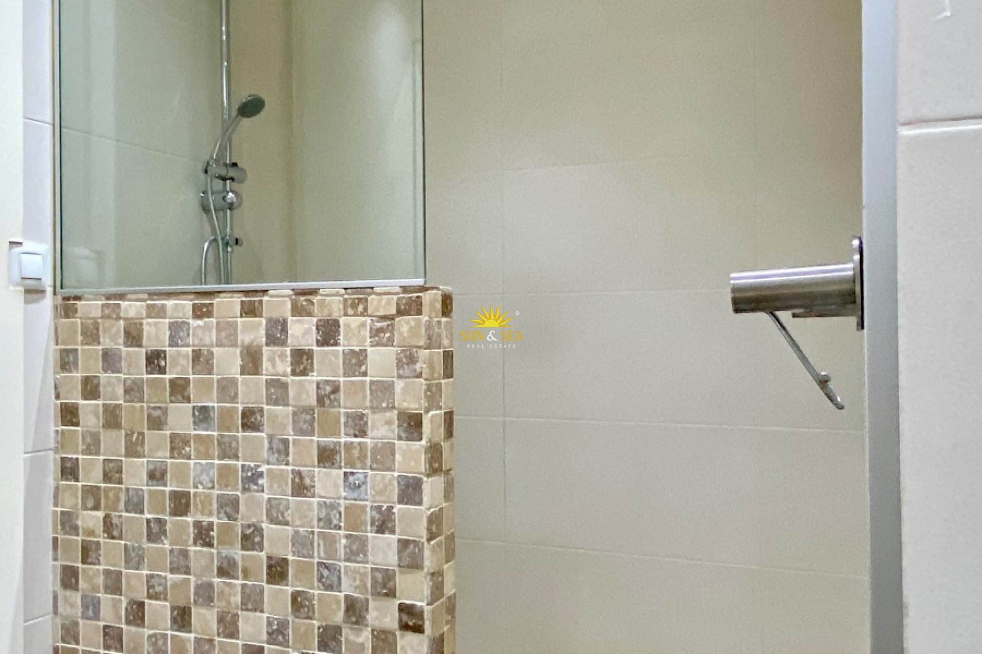Долгосрочная аренда - Apartment - Alicante - Carolinas Altas