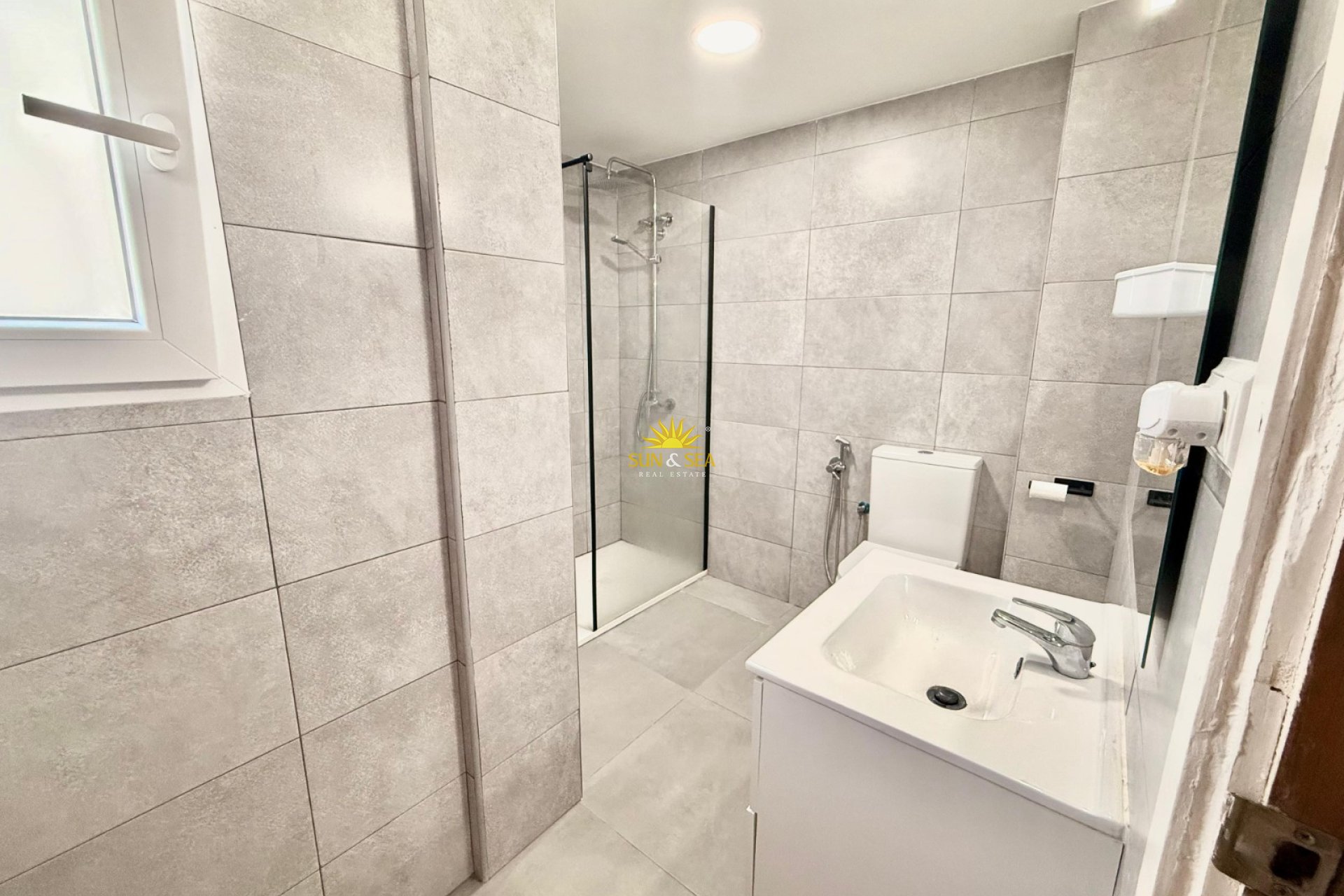 Долгосрочная аренда - Apartment - Alicante - Centro