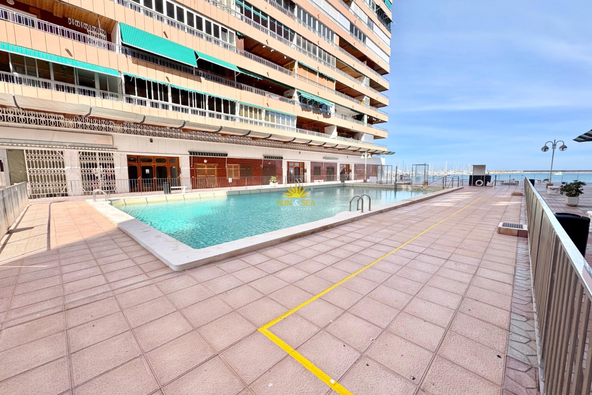 Долгосрочная аренда - Apartment - Torrevieja - Playa del Acequión
