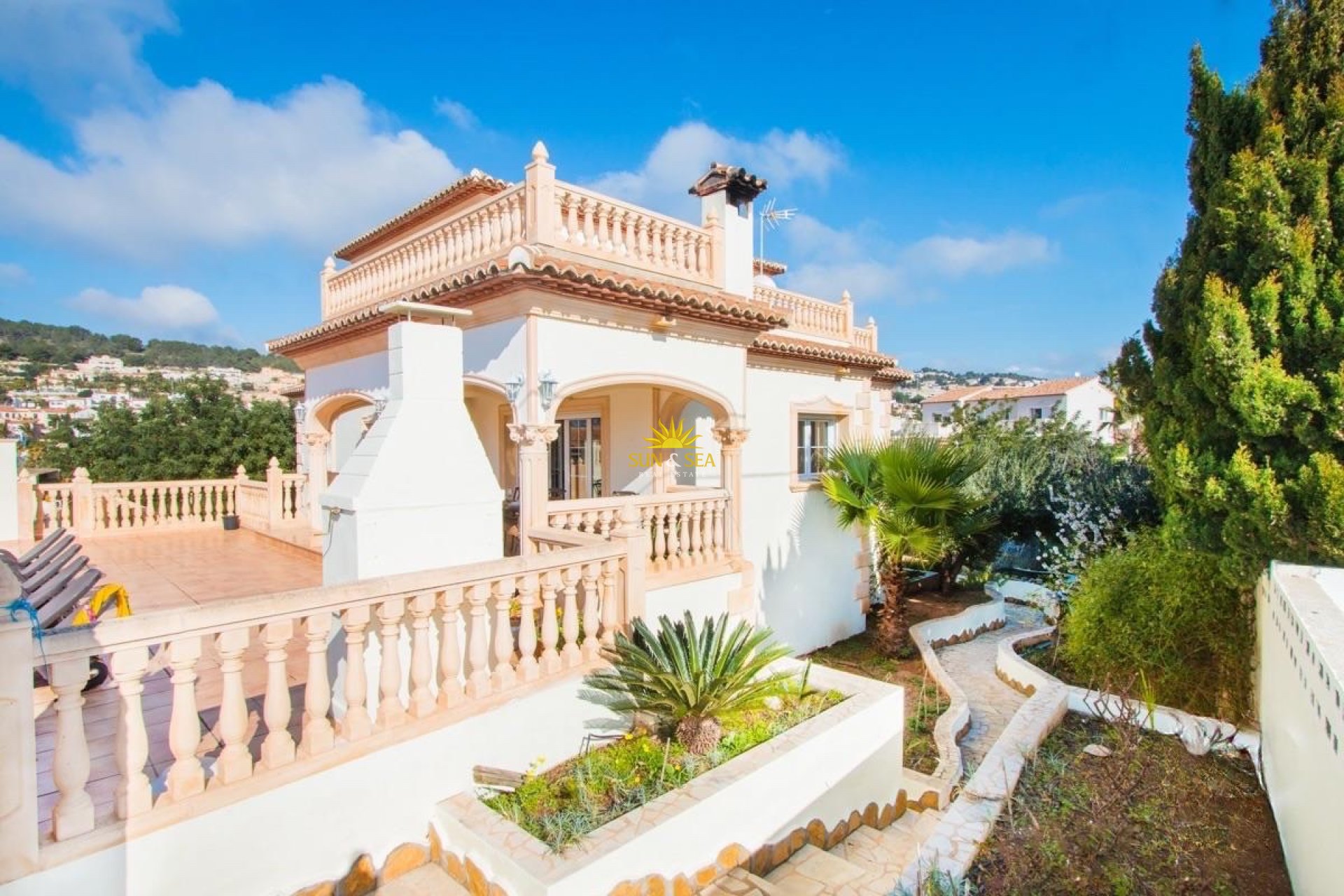 Долгосрочная аренда - Отдельная вилла - Calpe