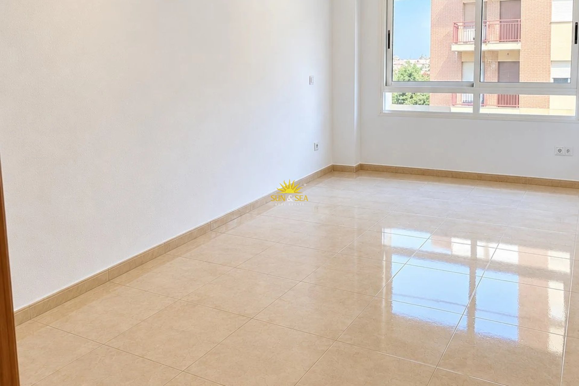 Долгосрочная аренда - Смежный дом - Alicante - Playa San Juan