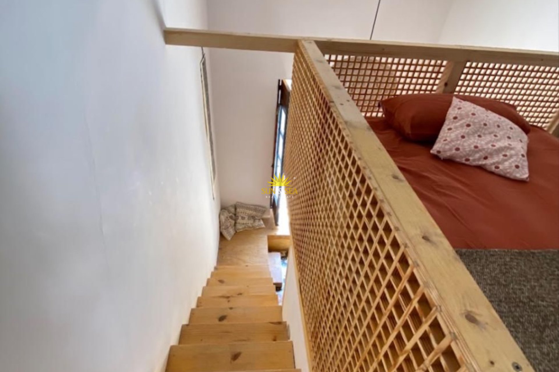 Долгосрочная аренда - Studio apartment -  - Alicante (Alacant)