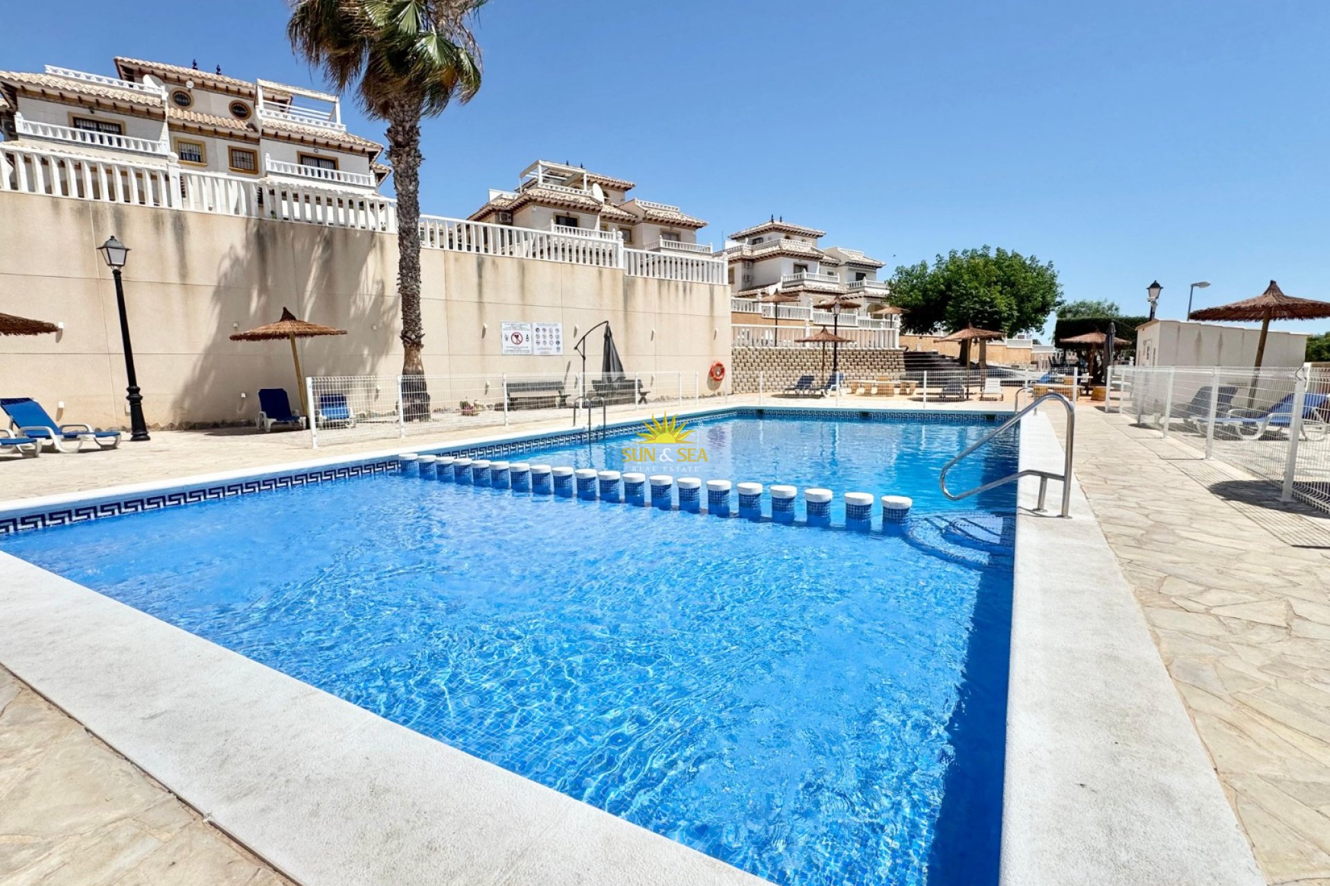 Долгосрочная аренда - Villa - Orihuela Costa